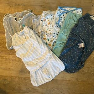 Pack of swaddles